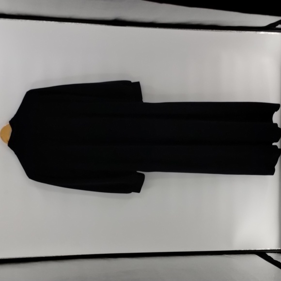 Vassarette black velour with gold stitching housecoat moomoo size large vintage - Picture 5 of 5